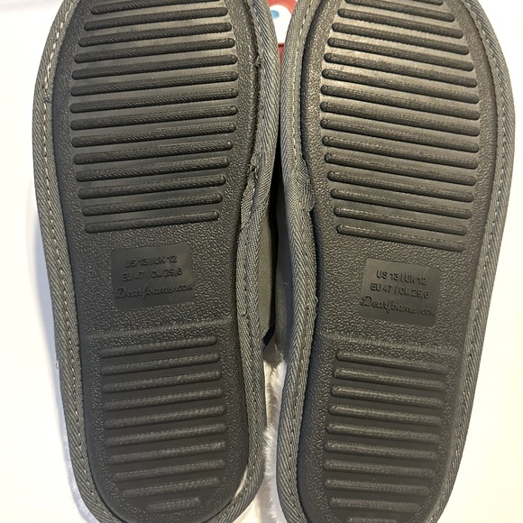 NWT Dluxe Men’s Slippers | 13 - Picture 3 of 8